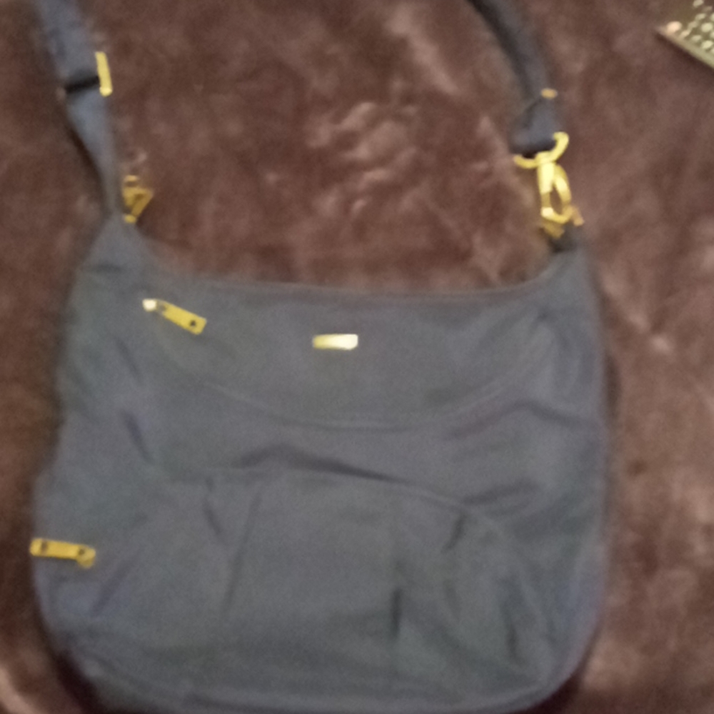 Travel on purse